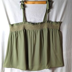 Cato Sports Plus size green smocked elasticized top adj straps sz 26/28W